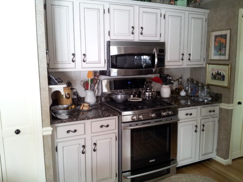 Cabinets With Glaze Suburban Painting